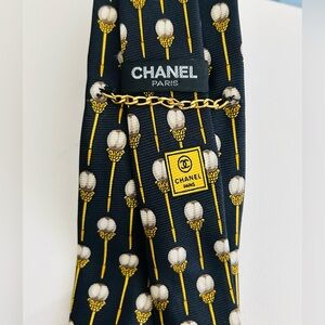 Chanel Vintage Black and Gold Pearl Crown Scepter Patterned Silk Tie